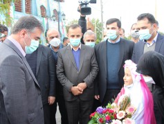 استاندار مازندران، با حضور در گلزار شهدای نور به مقام شامخ شهدای والامقام ادای احترام کرد