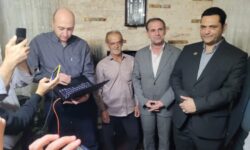 همزمان با هفته دولت پروژه فیبر نوری خیابان مسجد جامع رویان افتتاح شد